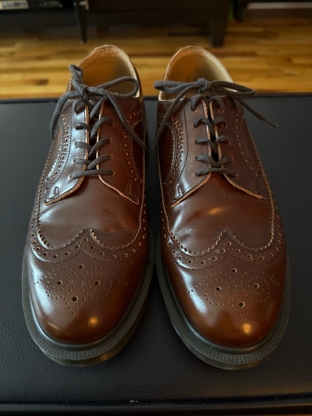 Dr. Marten Men's Brown Leather Wingtip Oxford Shoes Made in England Size US 9